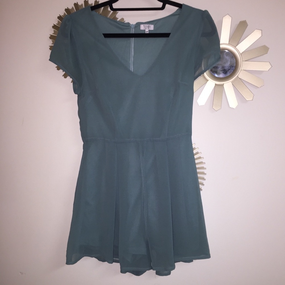 Tobi Sheer Flowy Romper, S